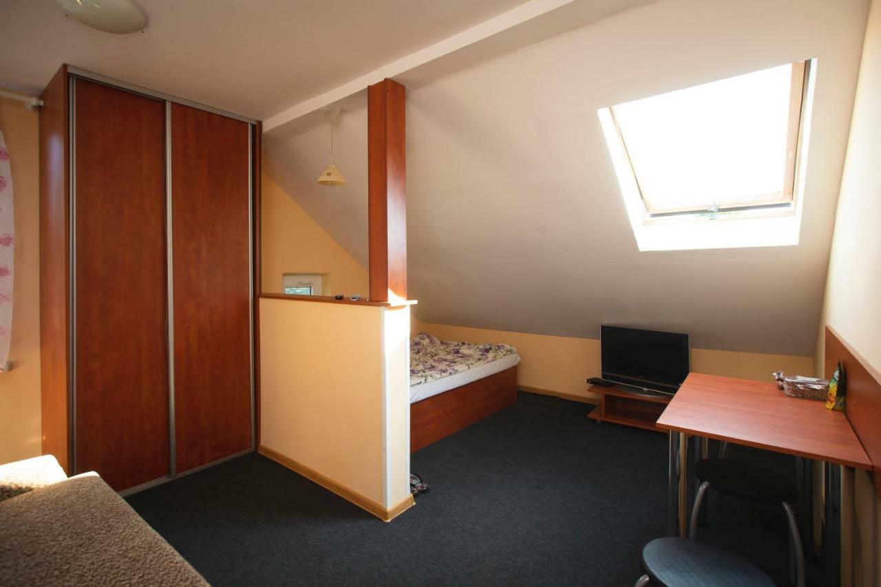 Letnisko Appartement Zwierzyniec Buitenkant foto