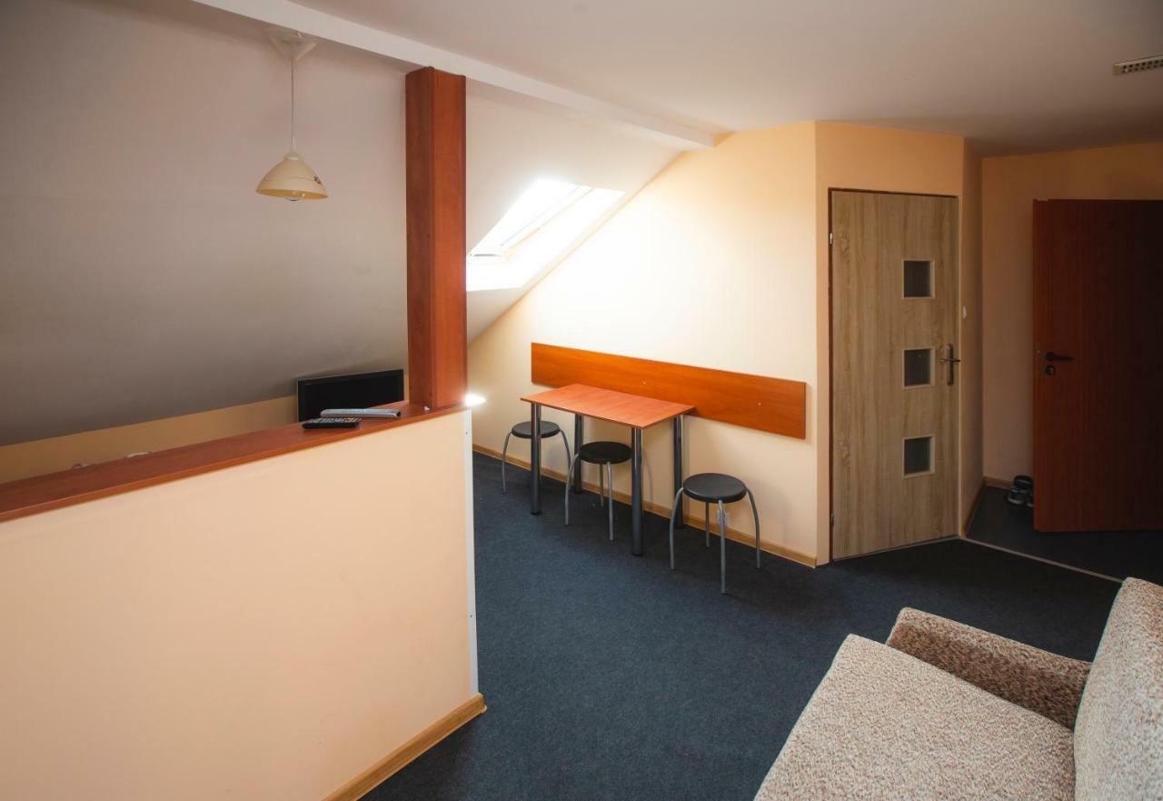 Letnisko Appartement Zwierzyniec Buitenkant foto
