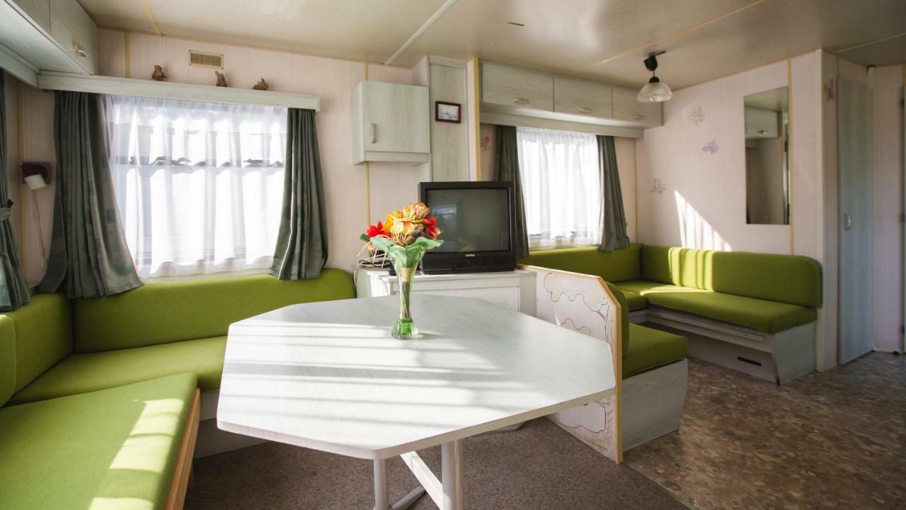 Letnisko Appartement Zwierzyniec Buitenkant foto